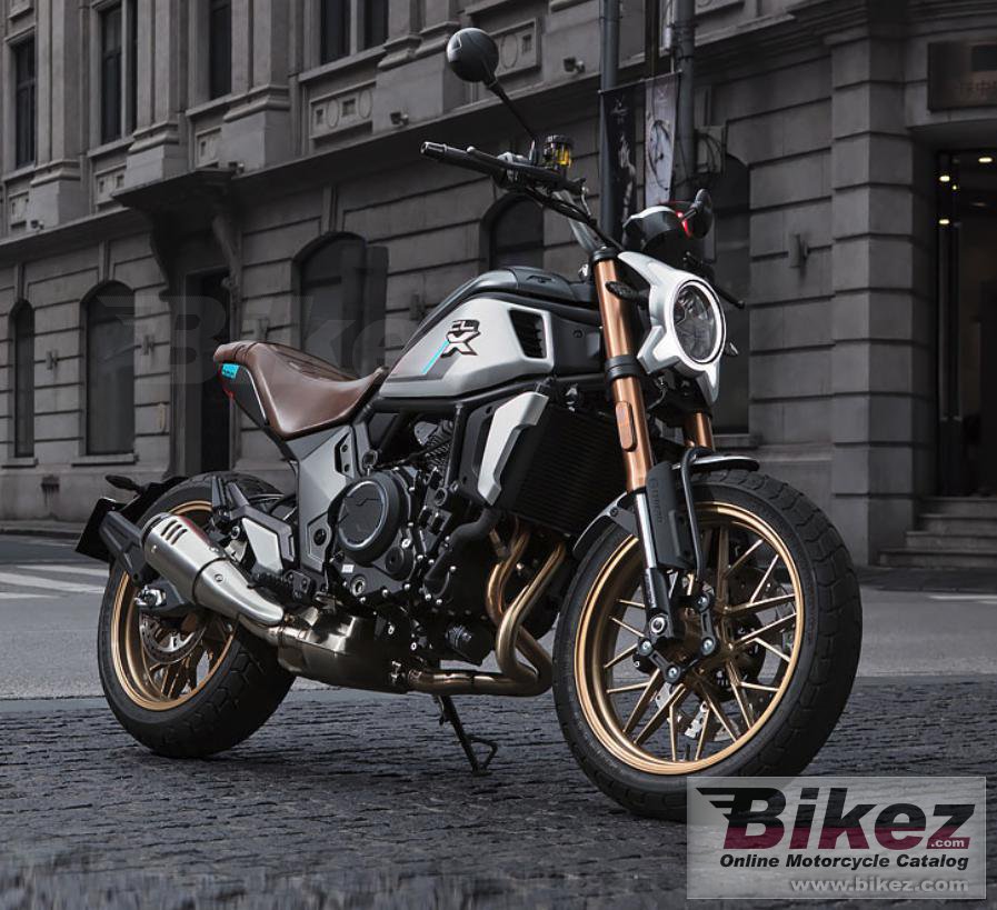 Moto 700 Cl X Heritage