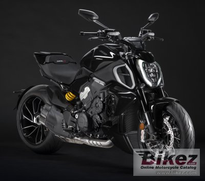 Diavel V4