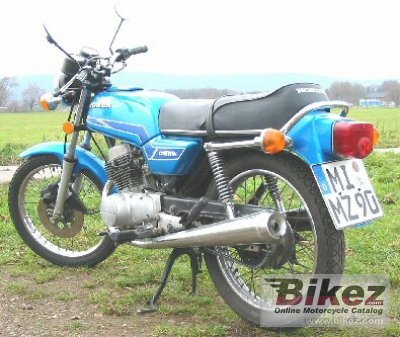 Cb 125 T