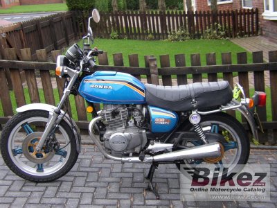 Cb 400 A