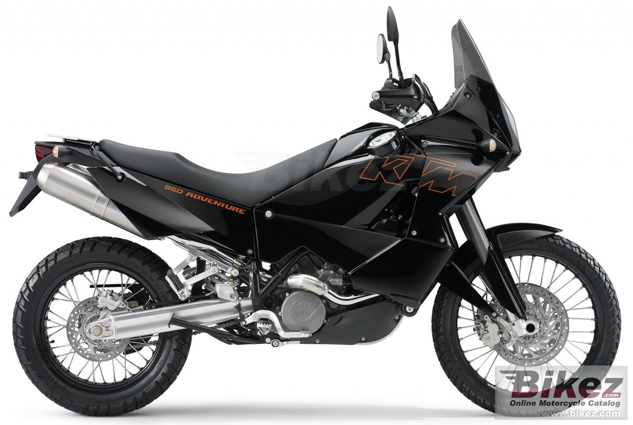 950 Adventure Black