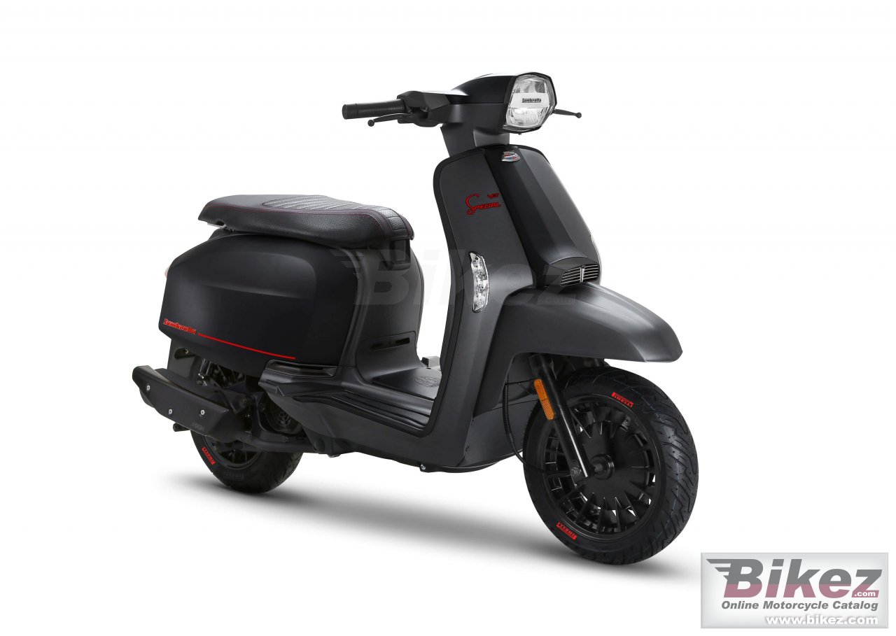 V125 Special Pirelli Edition