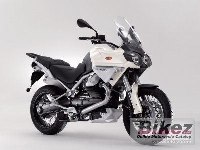 Guzzi Stelvio 4V