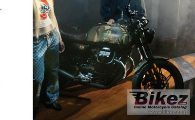 Guzzi V7 Gucci Palace