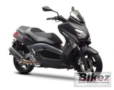 X Max 250 Momo Design